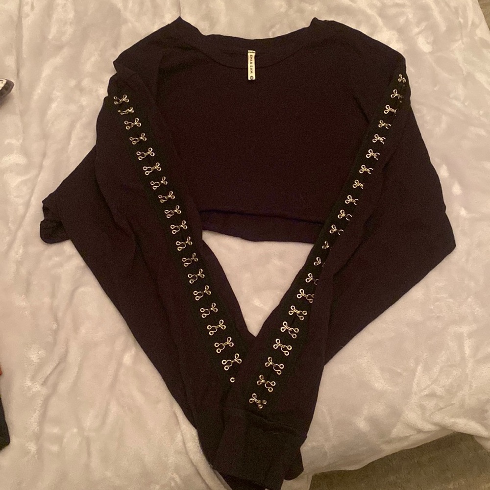 Black Cropped Long Sleeve